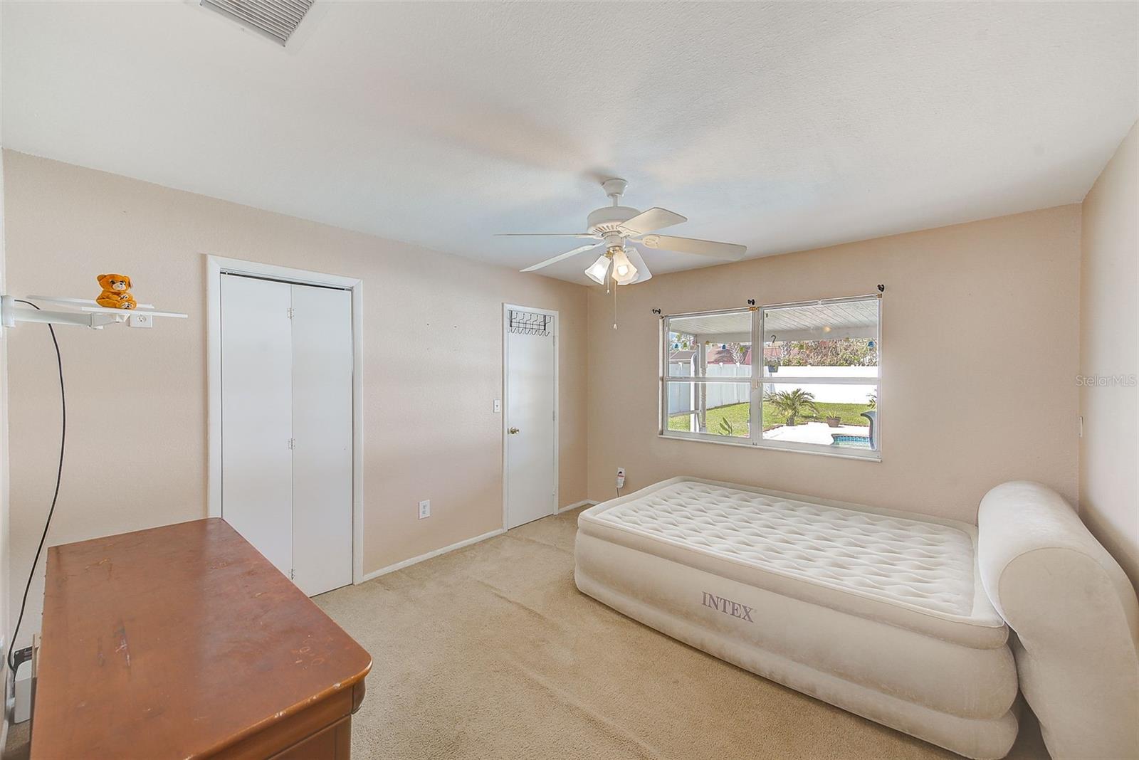 Image 17 of 42 For 862 Tarpon Boulevard Nw