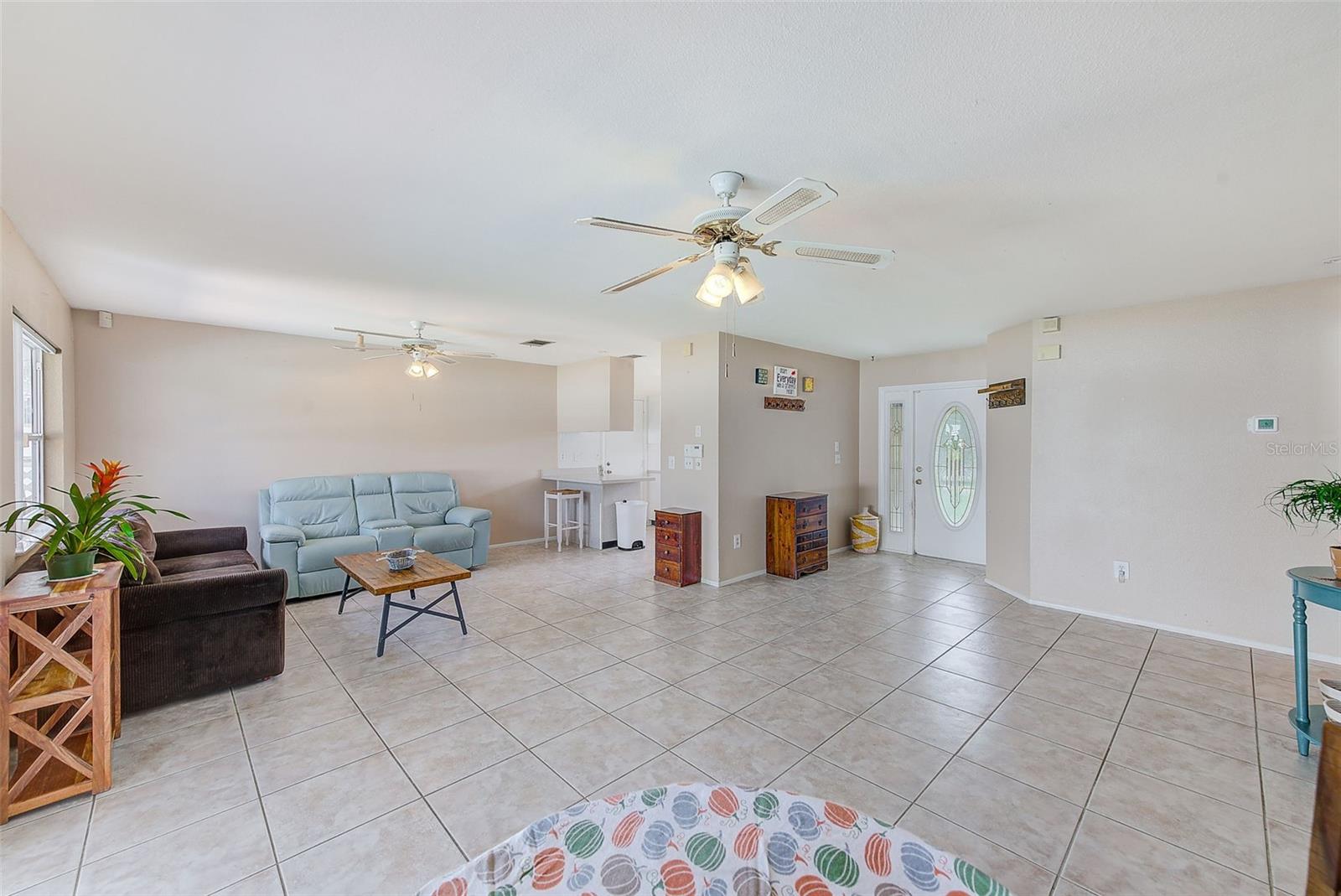 Image 7 of 42 For 862 Tarpon Boulevard Nw