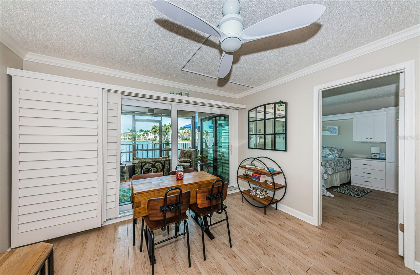 Image 7 of 28 For 6294 Bahia Del Mar Circle 103