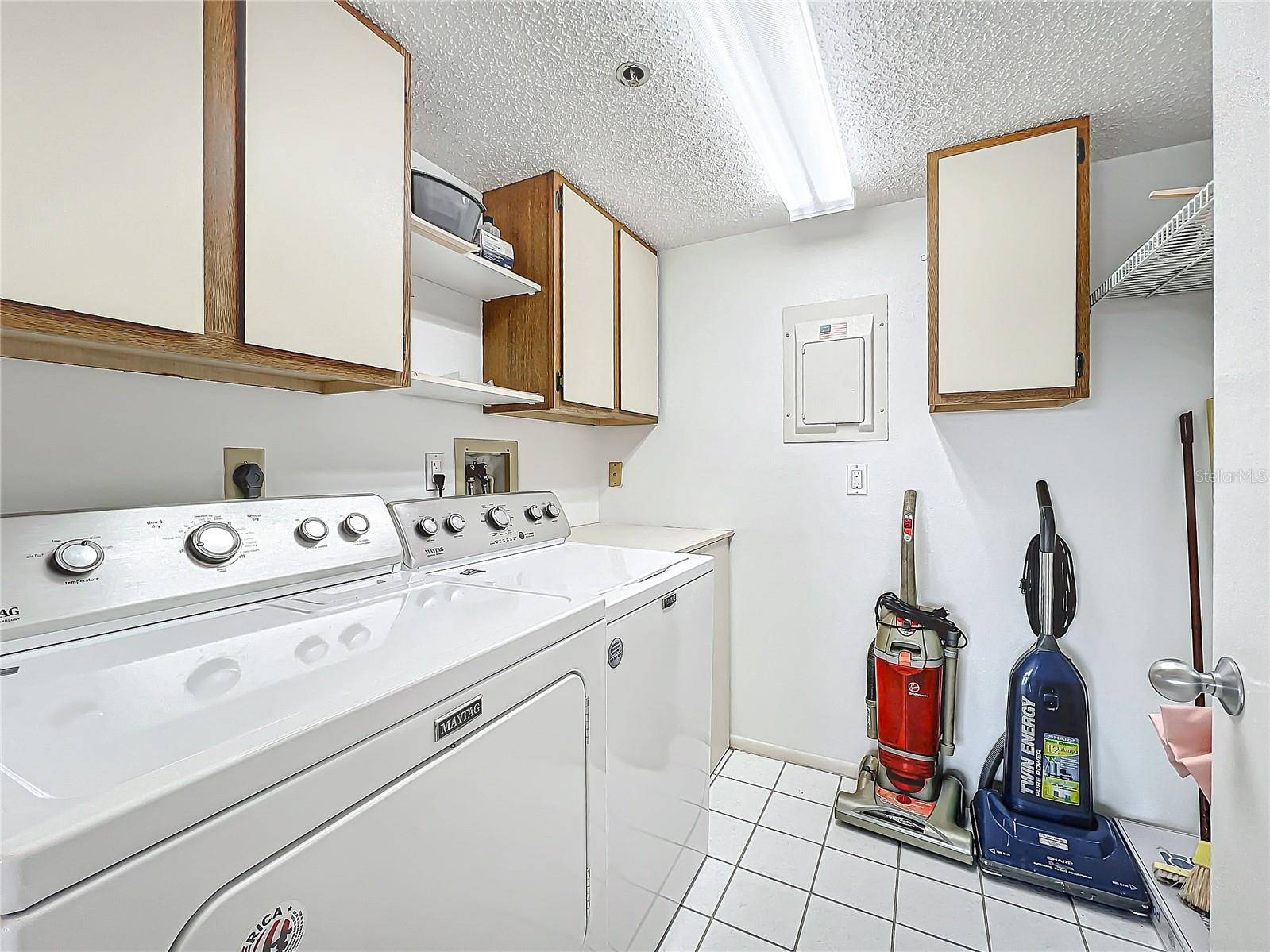 Image 35 of 42 For 4410 Fairways Blvd Unit 607 Boulevard 607