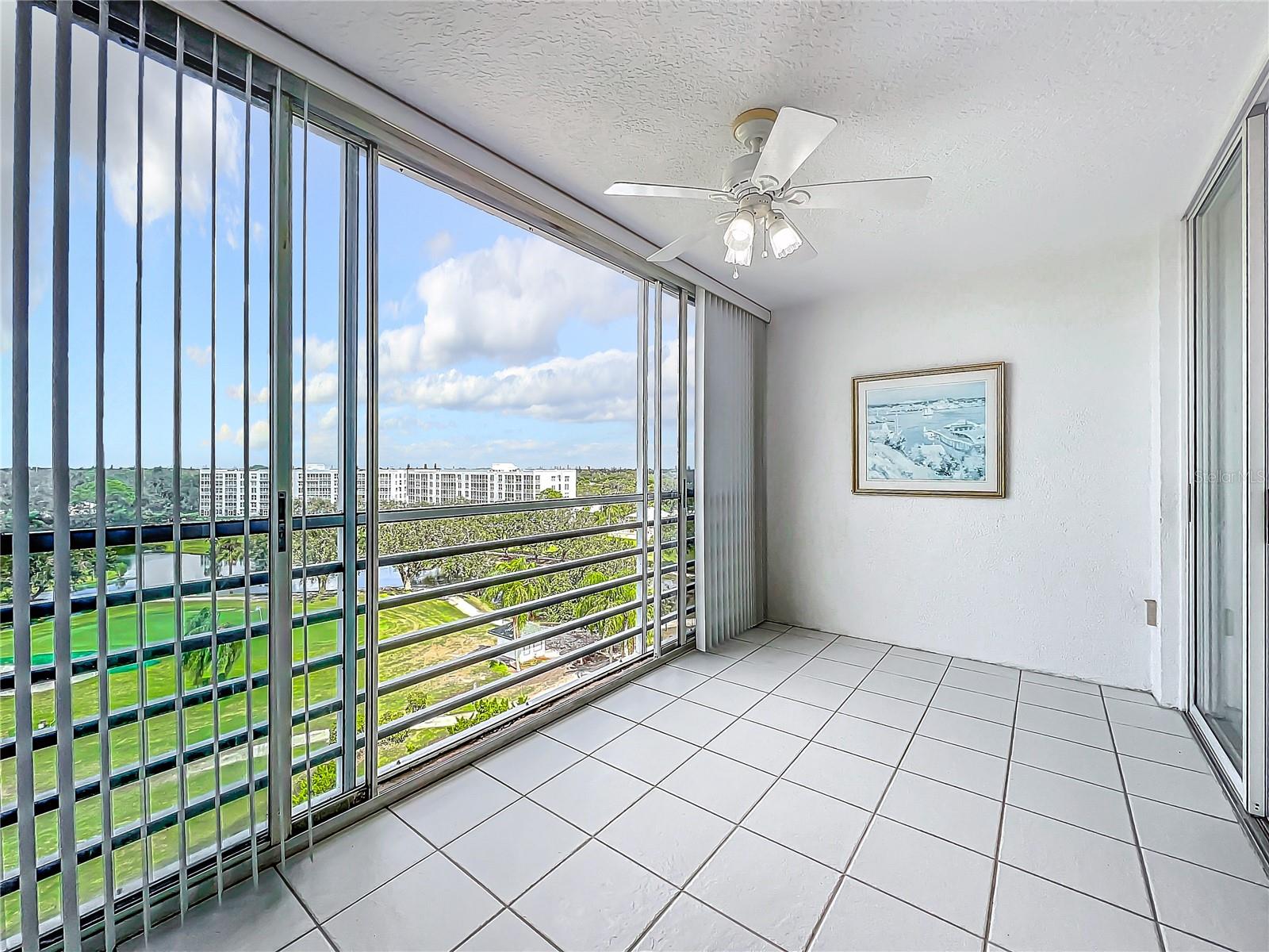 Image 8 of 42 For 4410 Fairways Blvd Unit 607 Boulevard 607