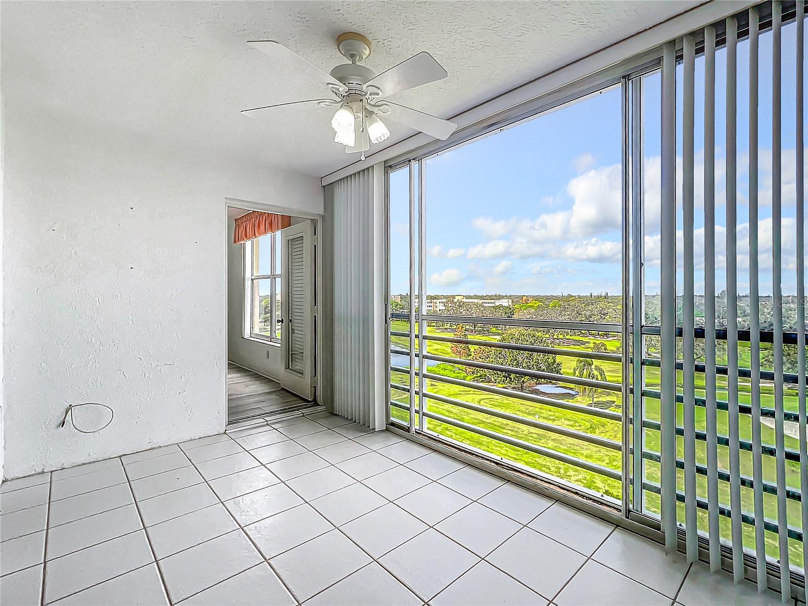 Image 9 of 42 For 4410 Fairways Blvd Unit 607 Boulevard 607