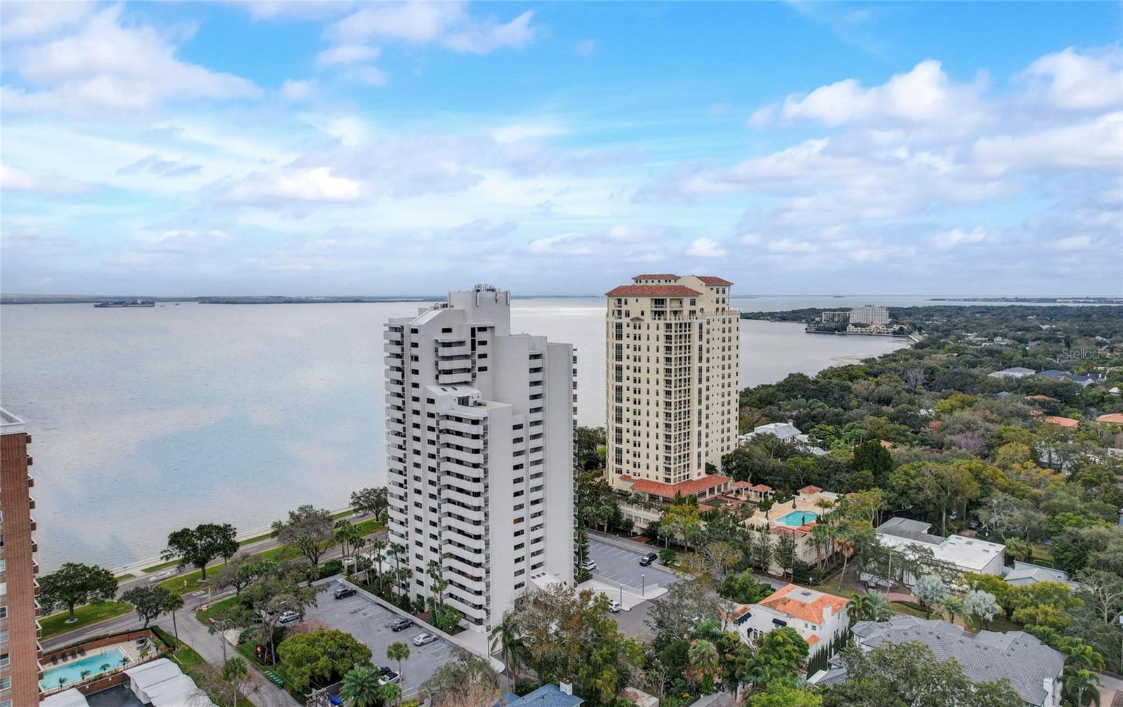 Image 4 of 52 For 4141 Bayshore Boulevard 306