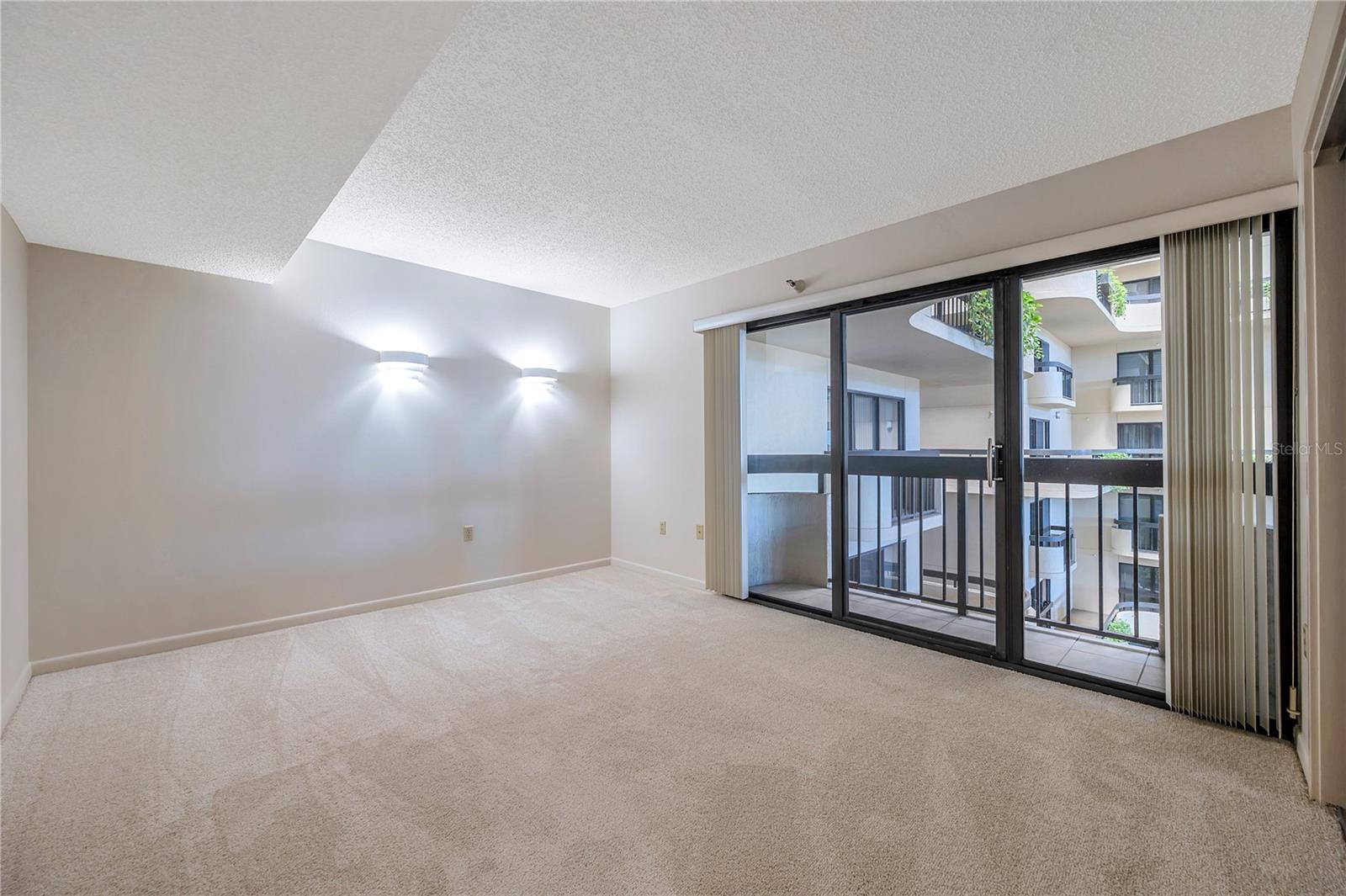 Image 15 of 79 For 2413 Bayshore Boulevard 1501