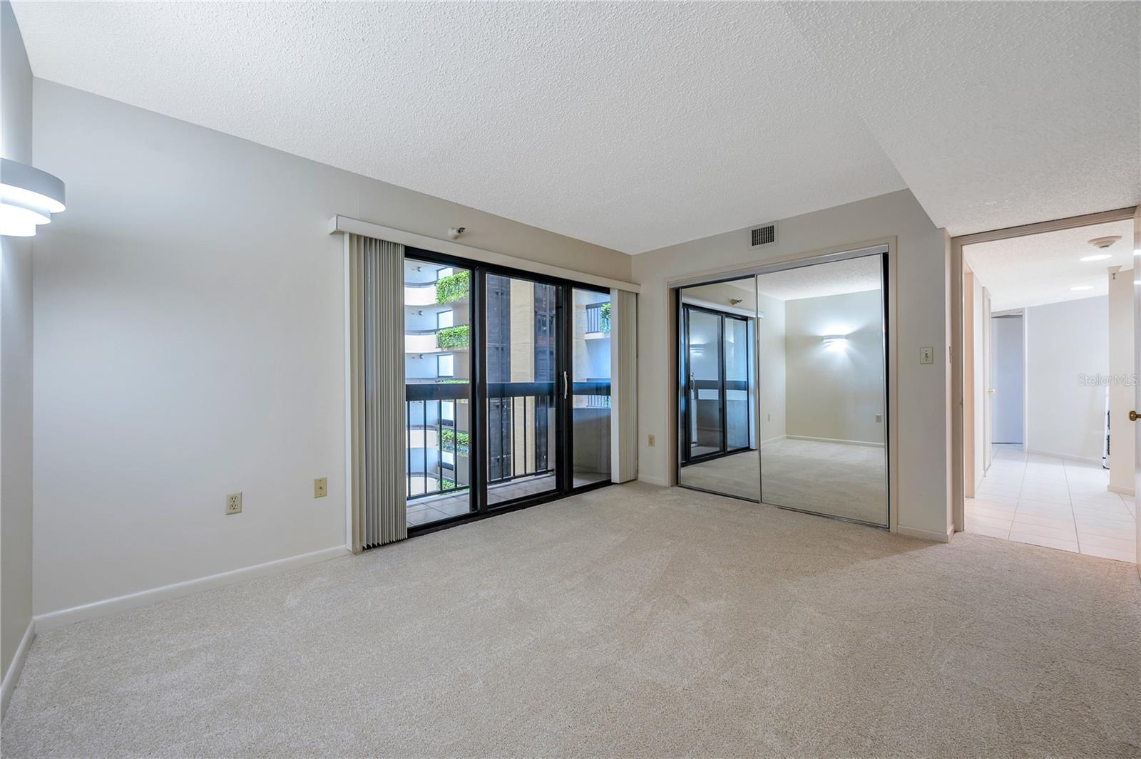 Image 16 of 79 For 2413 Bayshore Boulevard 1501