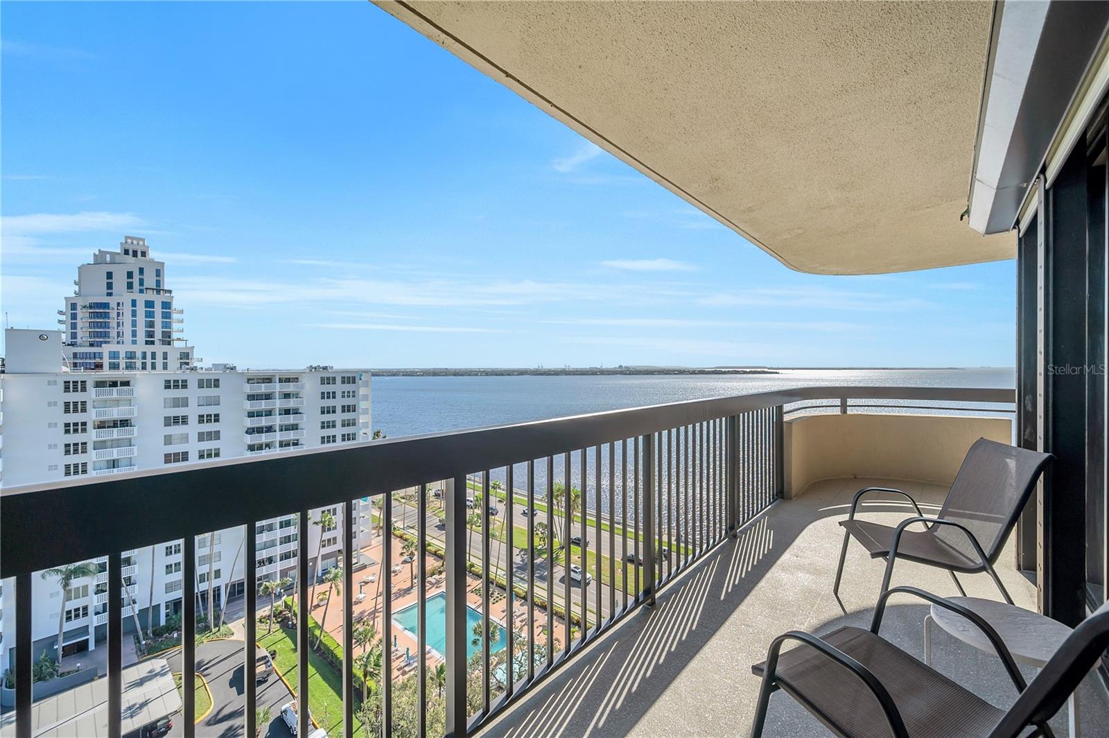 Image 39 of 79 For 2413 Bayshore Boulevard 1501