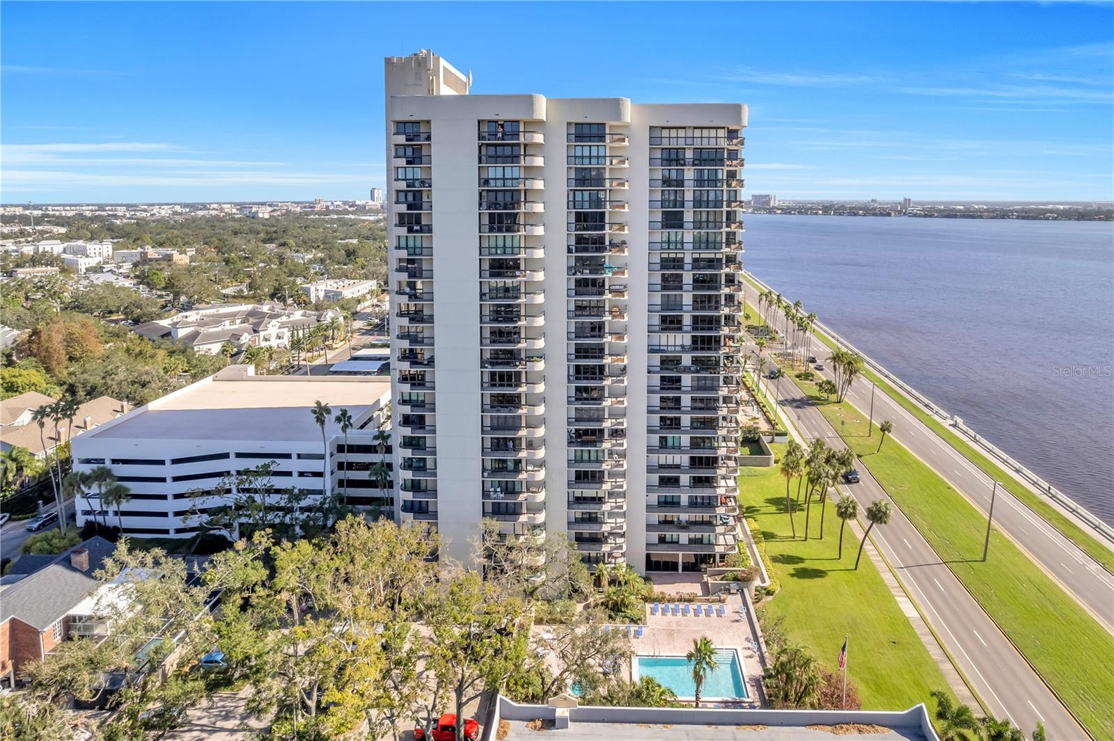 Image 59 of 79 For 2413 Bayshore Boulevard 1501