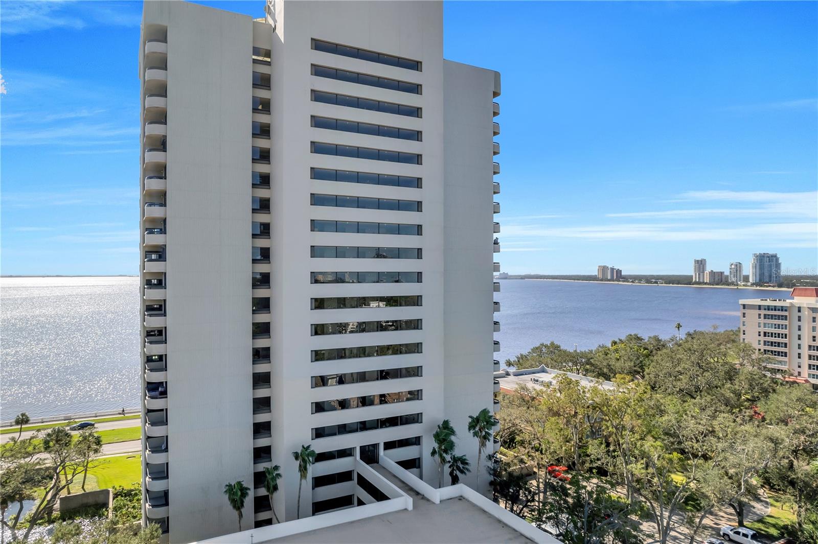 Image 67 of 79 For 2413 Bayshore Boulevard 1501