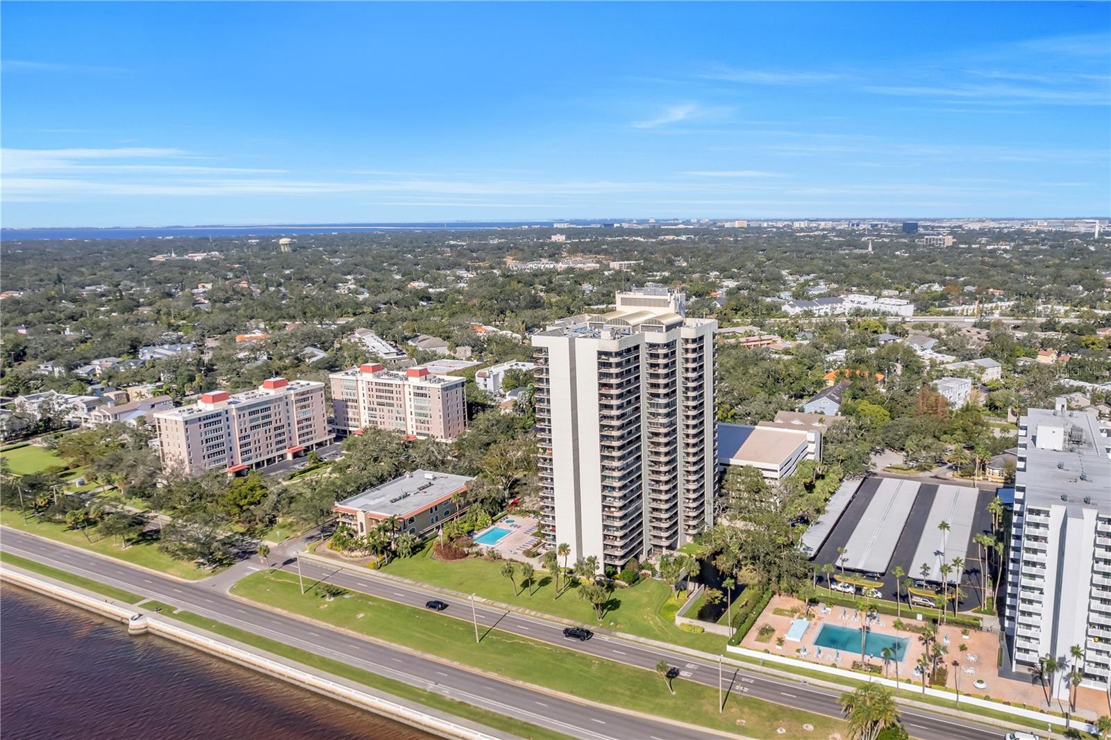 Image 70 of 79 For 2413 Bayshore Boulevard 1501