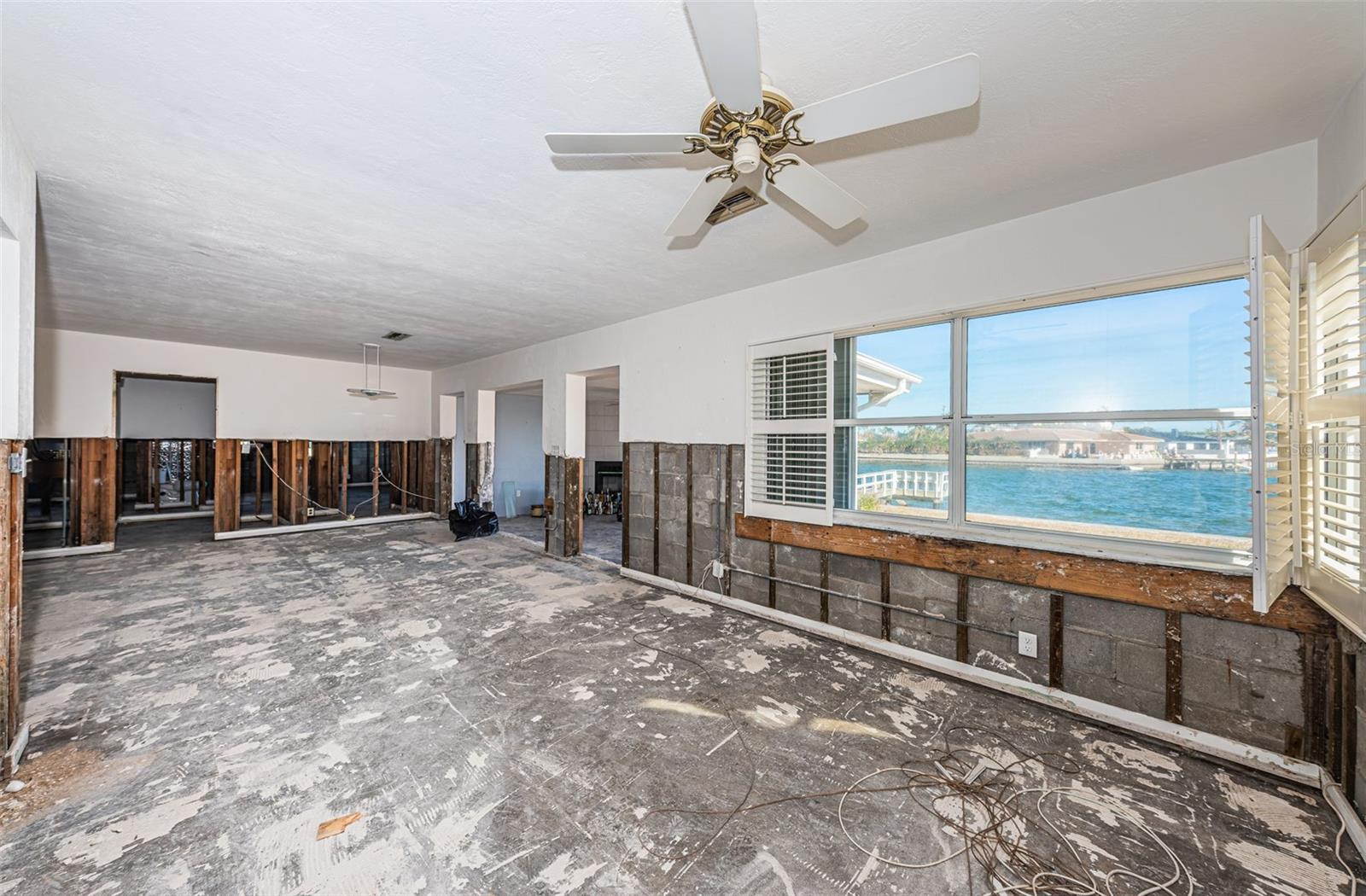 Image 36 of 61 For 5407 Pali Way