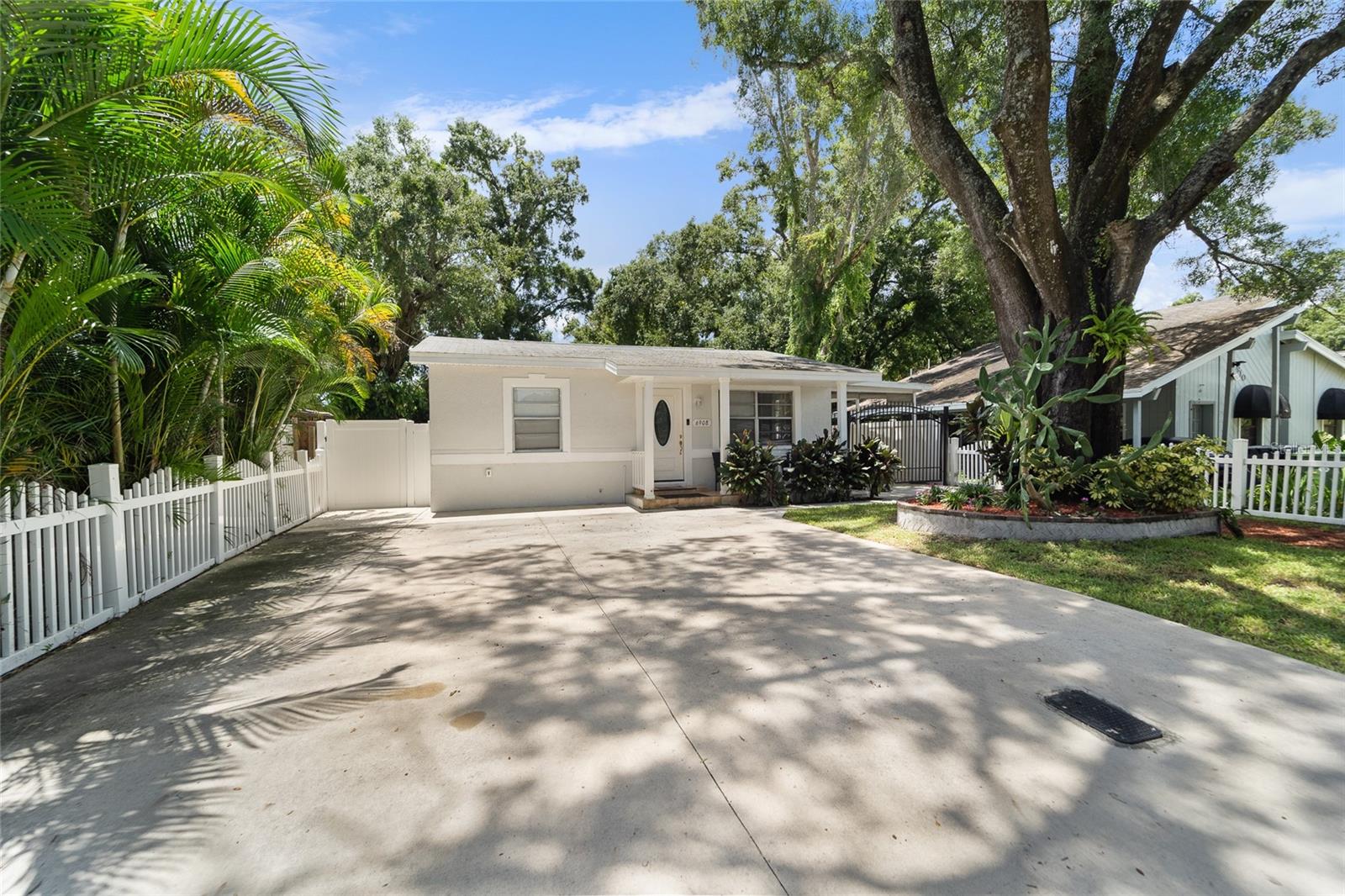 Details for 6908 Oregon Avenue, TAMPA, FL 33604