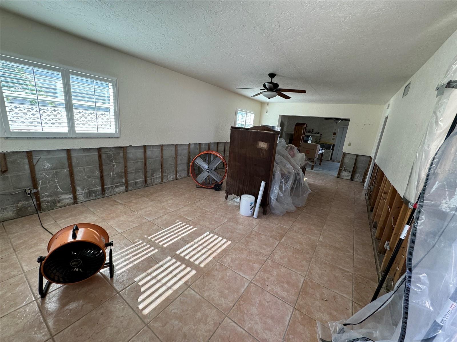 Image 11 of 70 For 7886 9th Avenue S