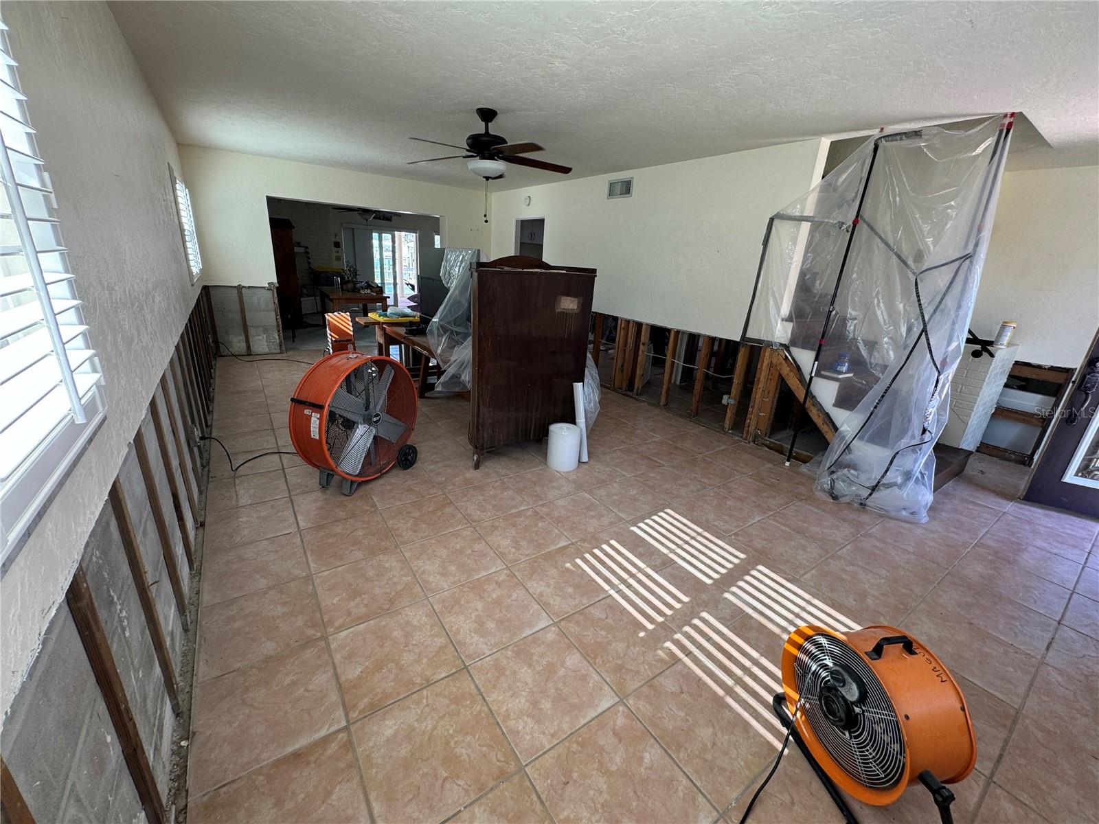Image 12 of 70 For 7886 9th Avenue S