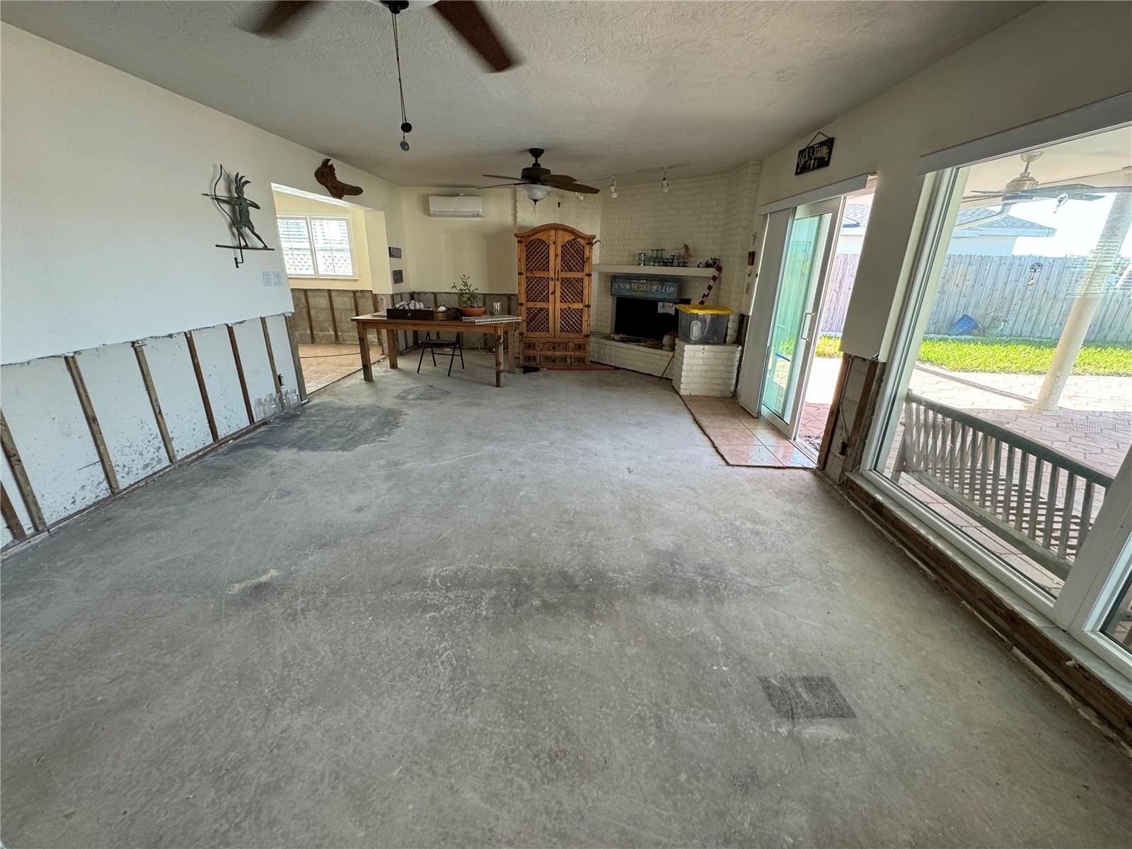 Image 17 of 70 For 7886 9th Avenue S