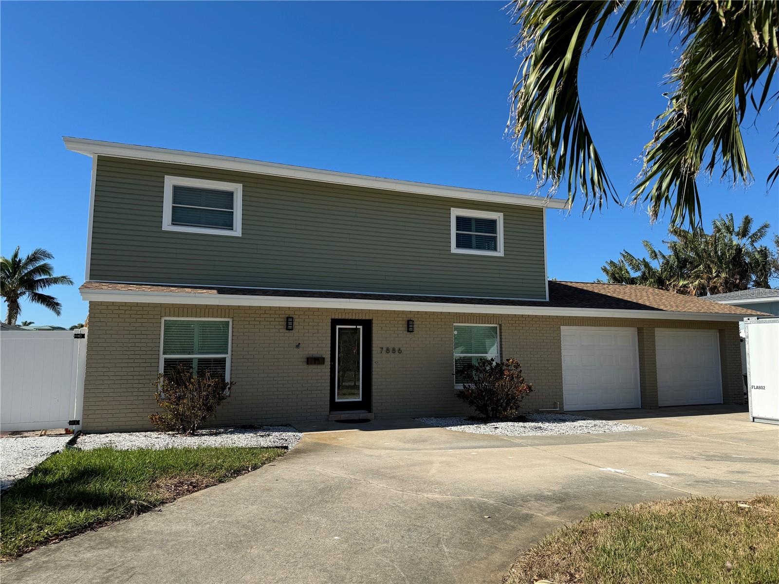 Image 2 of 70 For 7886 9th Avenue S
