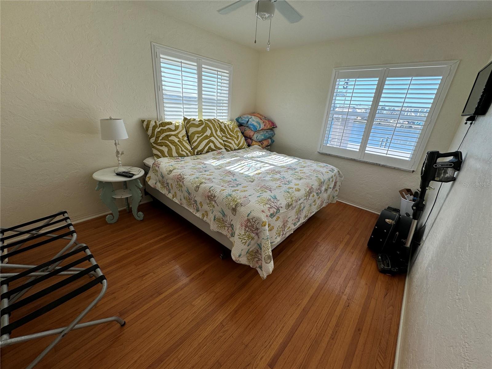 Image 25 of 70 For 7886 9th Avenue S