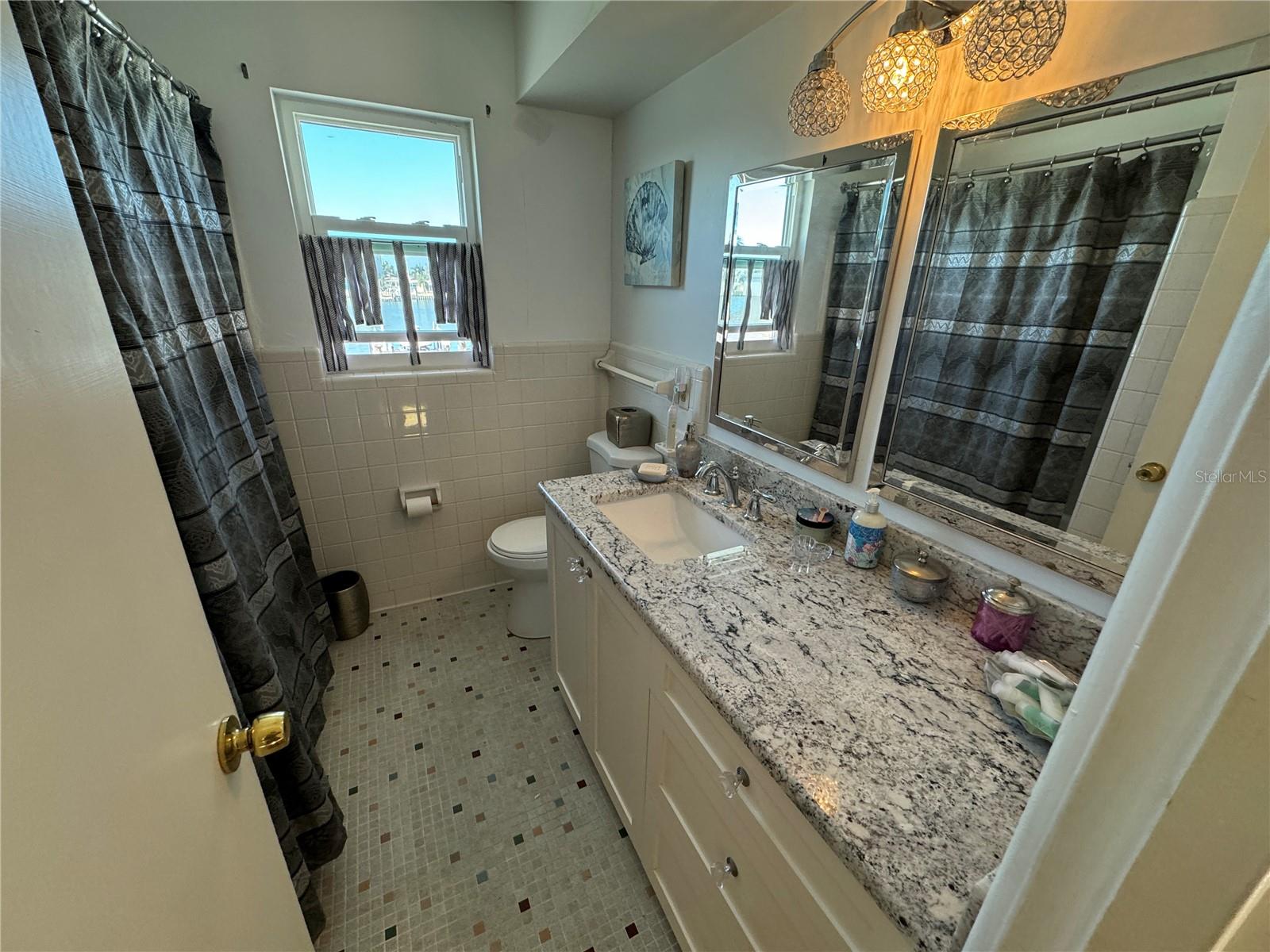 Image 28 of 70 For 7886 9th Avenue S