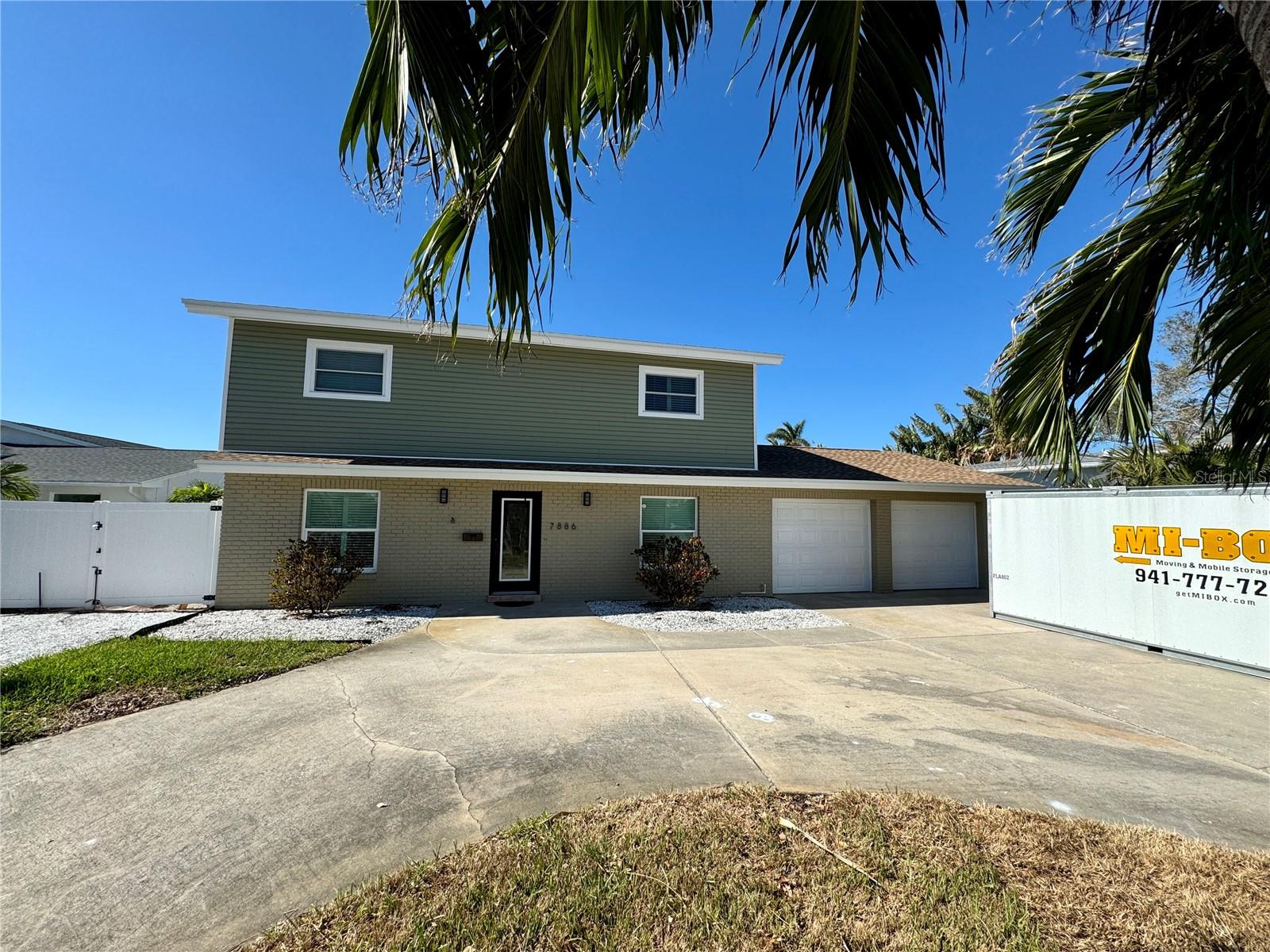 Image 3 of 70 For 7886 9th Avenue S