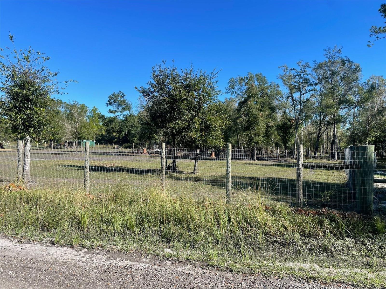 Image 4 of 13 For 2609 Forestland Drive