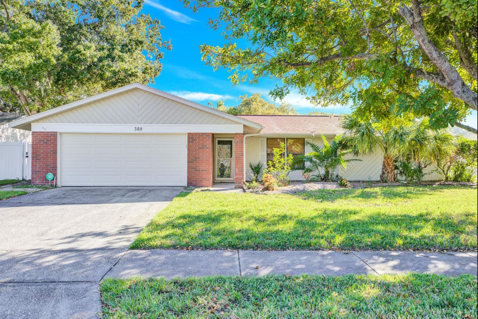 Details for 309 Lakeview Drive, OLDSMAR, FL 34677