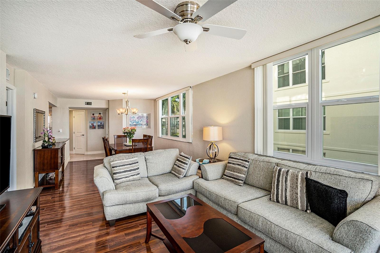 Image 12 of 44 For 6061 Bahia Del Mar Circle 241