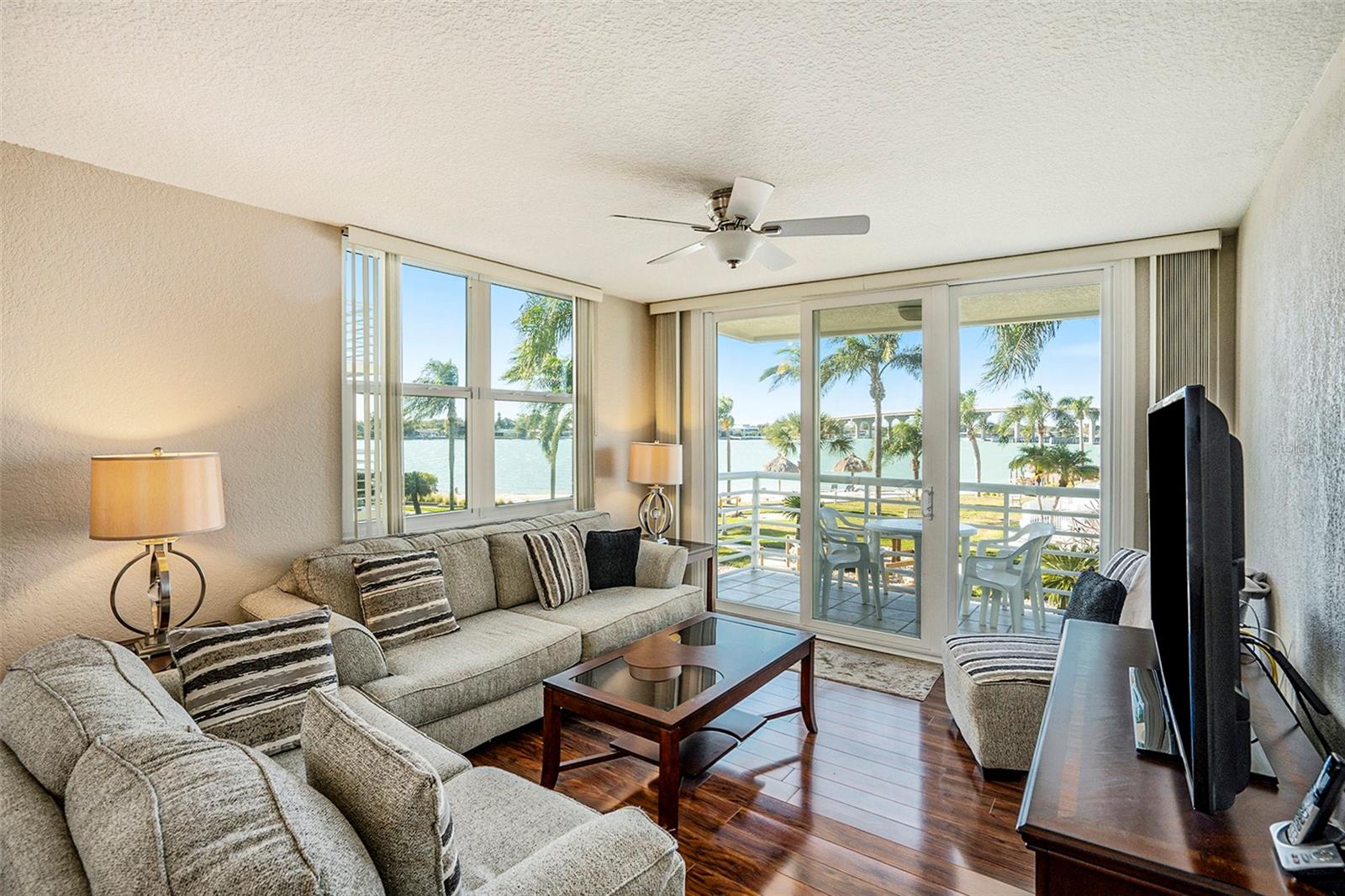 Image 13 of 44 For 6061 Bahia Del Mar Circle 241
