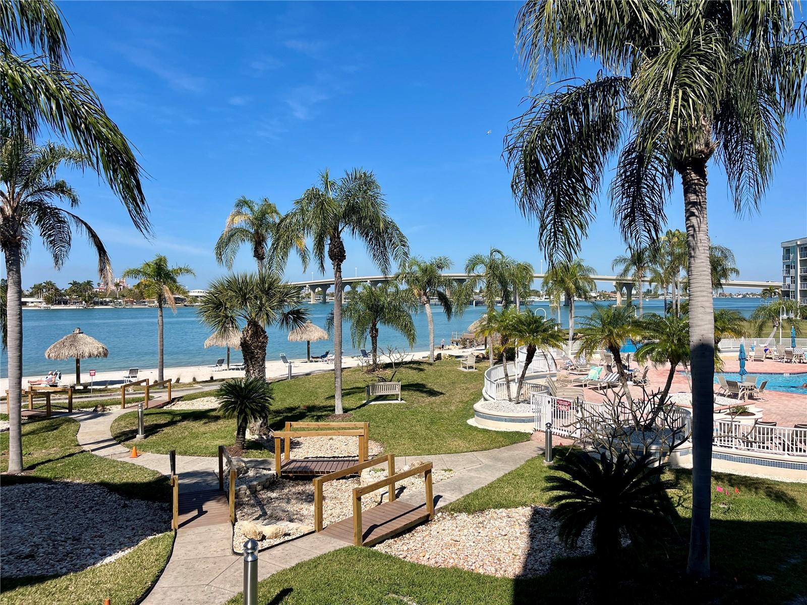 Image 19 of 44 For 6061 Bahia Del Mar Circle 241