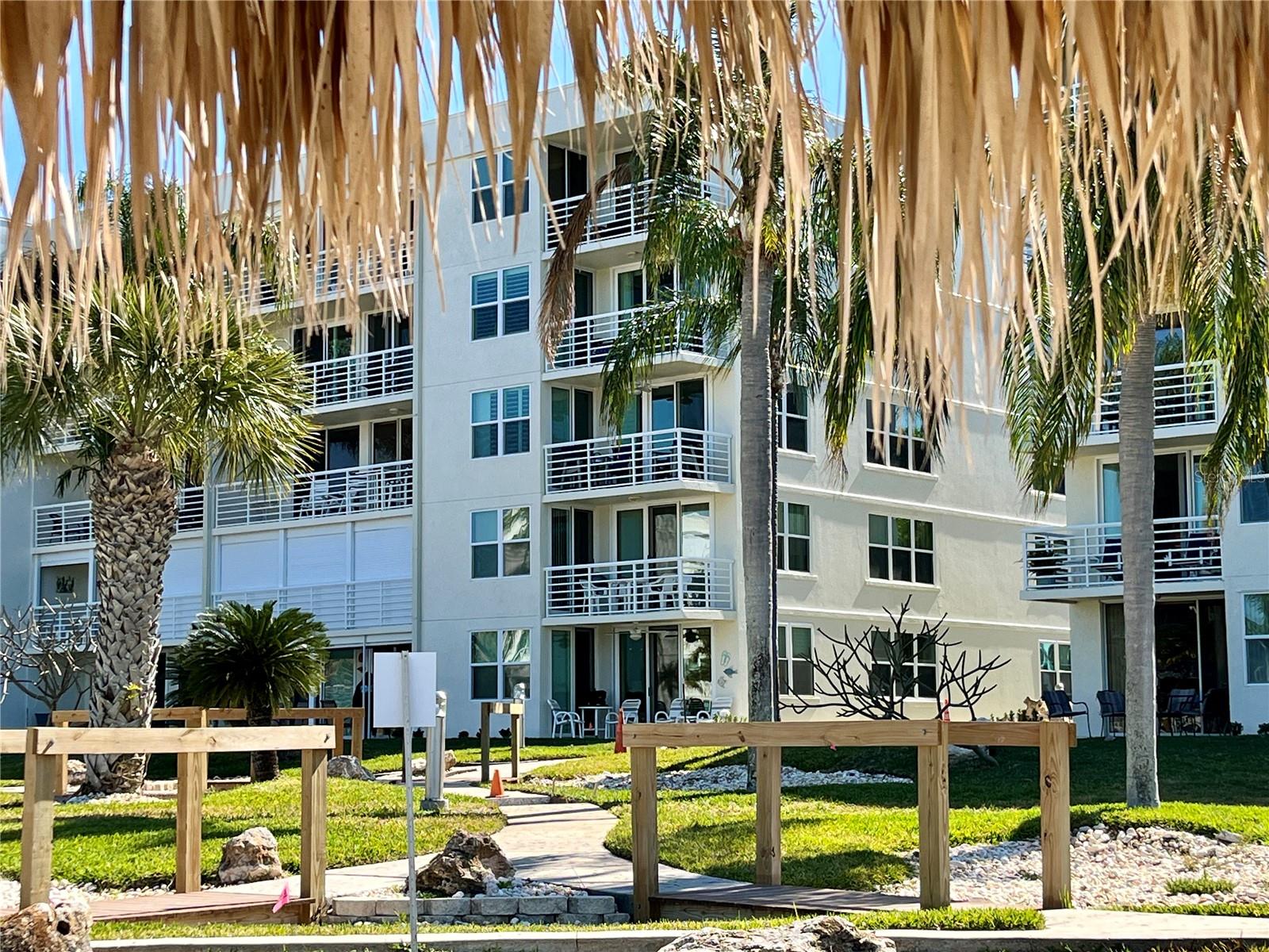Image 30 of 44 For 6061 Bahia Del Mar Circle 241