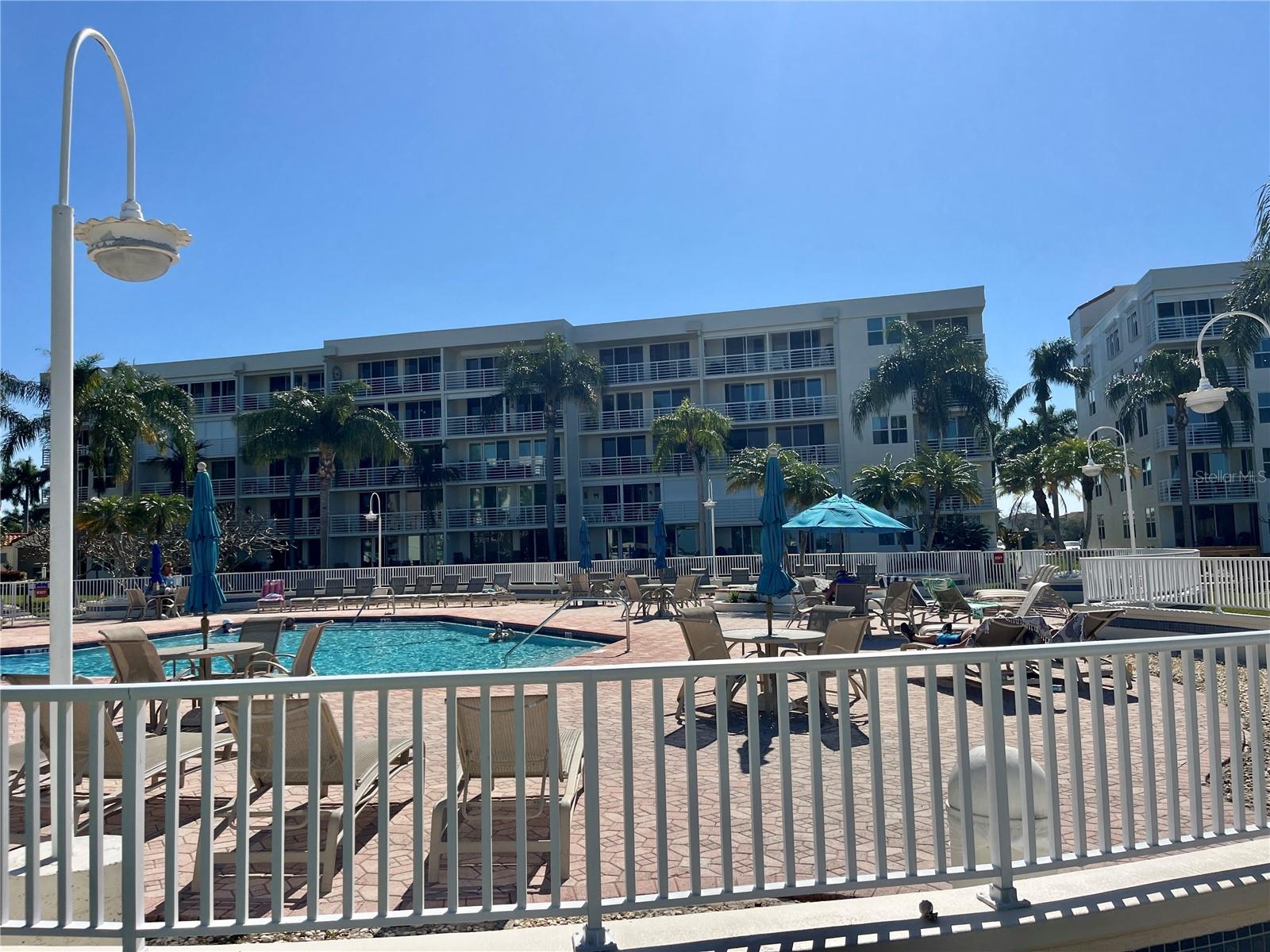 Image 33 of 44 For 6061 Bahia Del Mar Circle 241