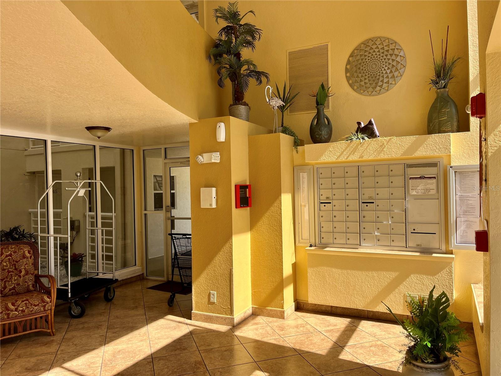 Image 41 of 44 For 6061 Bahia Del Mar Circle 241