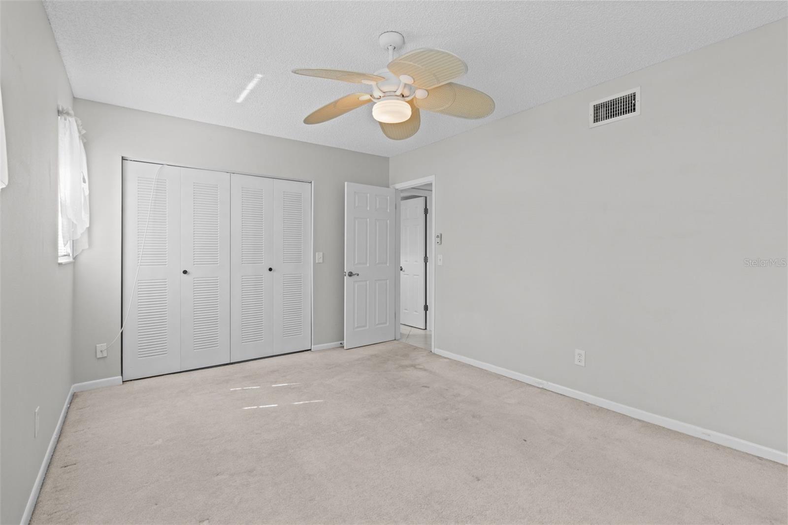 Image 11 of 38 For 1750 Belleair Forest Drive B5