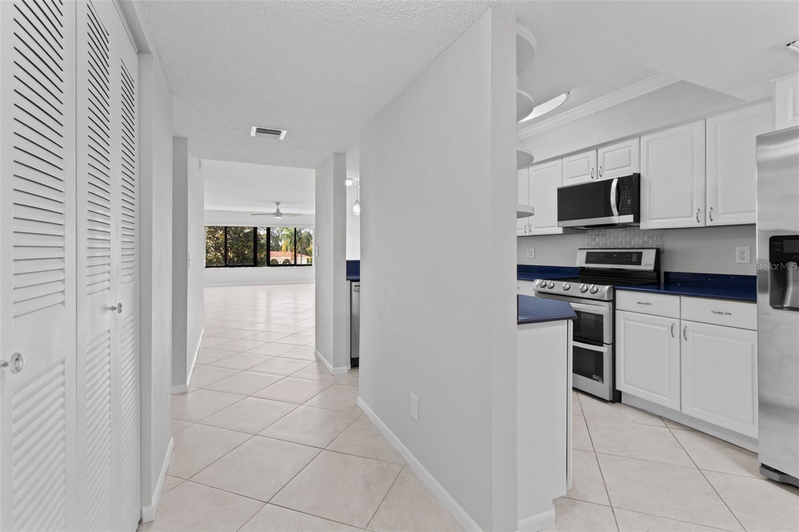 Image 4 of 38 For 1750 Belleair Forest Drive B5