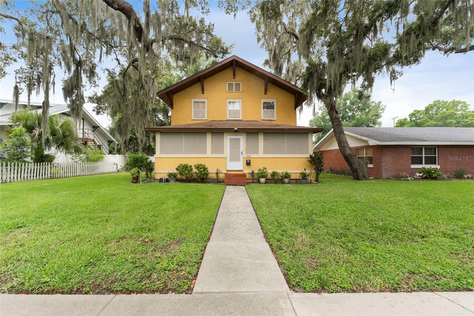 Details for 716 Avenue A, WINTER HAVEN, FL 33880