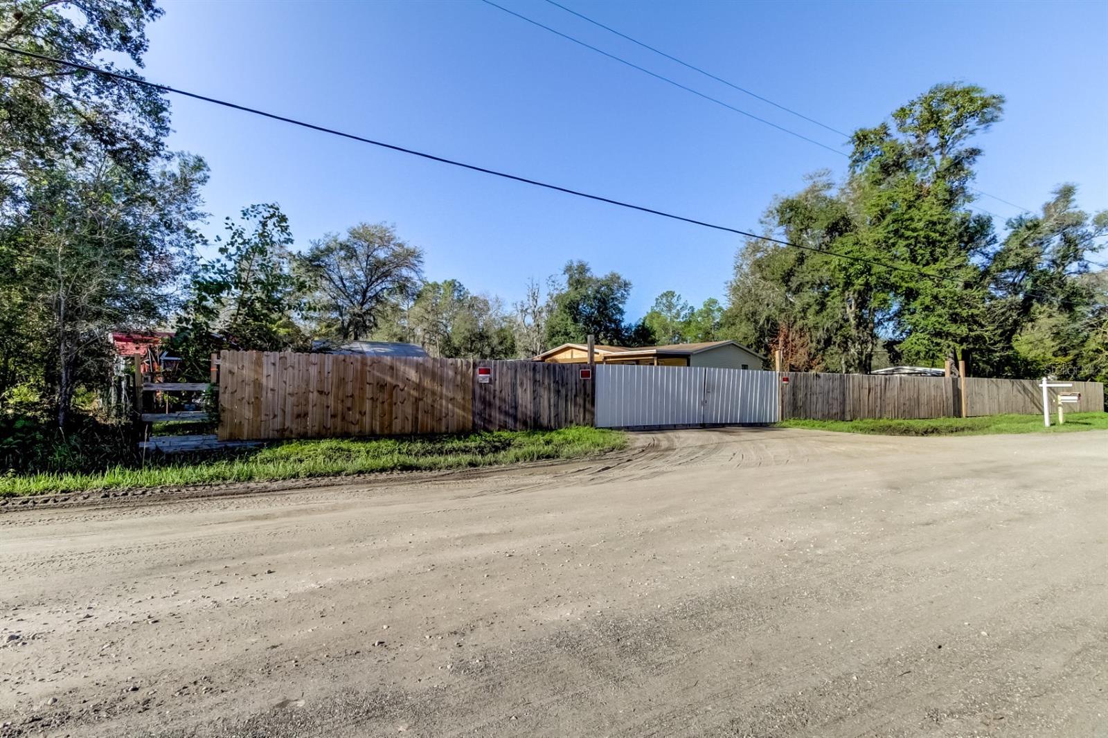 Image 51 of 79 For 2620 Forestland Drive