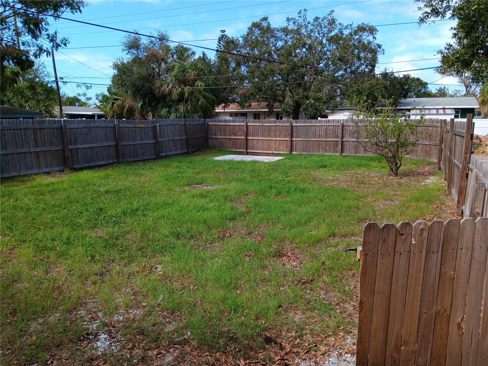 Image 8 of 9 For 625 40th Avenue Ne