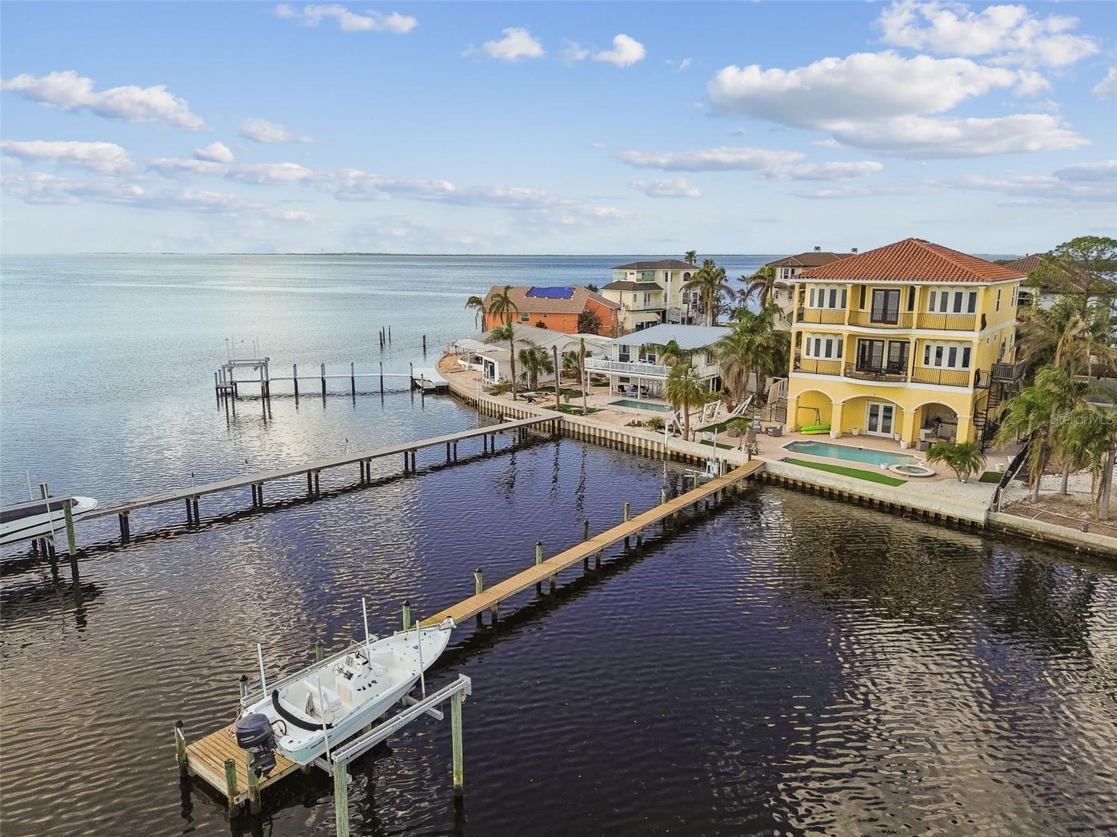 Details for 1679 Sea Breeze Drive, TARPON SPRINGS, FL 34689