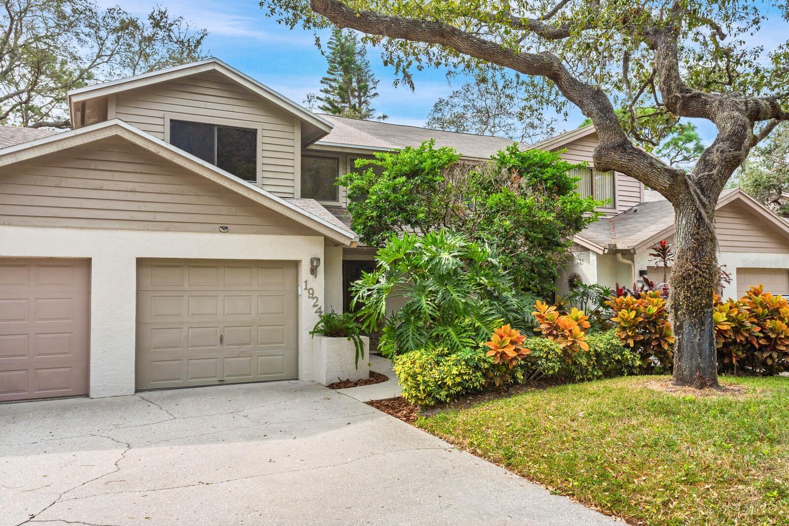 Details for 1924 Whispering Way, TARPON SPRINGS, FL 34689