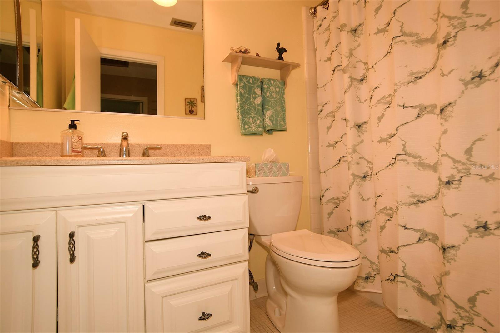 Image 21 of 30 For 1529 Allegheny Drive