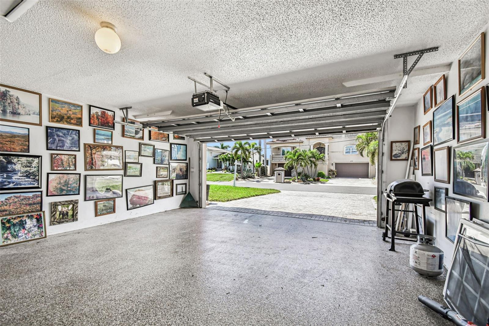Image 74 of 100 For 529 Johns Pass Avenue