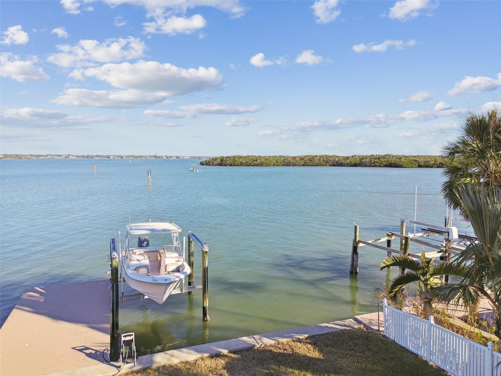 Image 95 of 100 For 529 Johns Pass Avenue