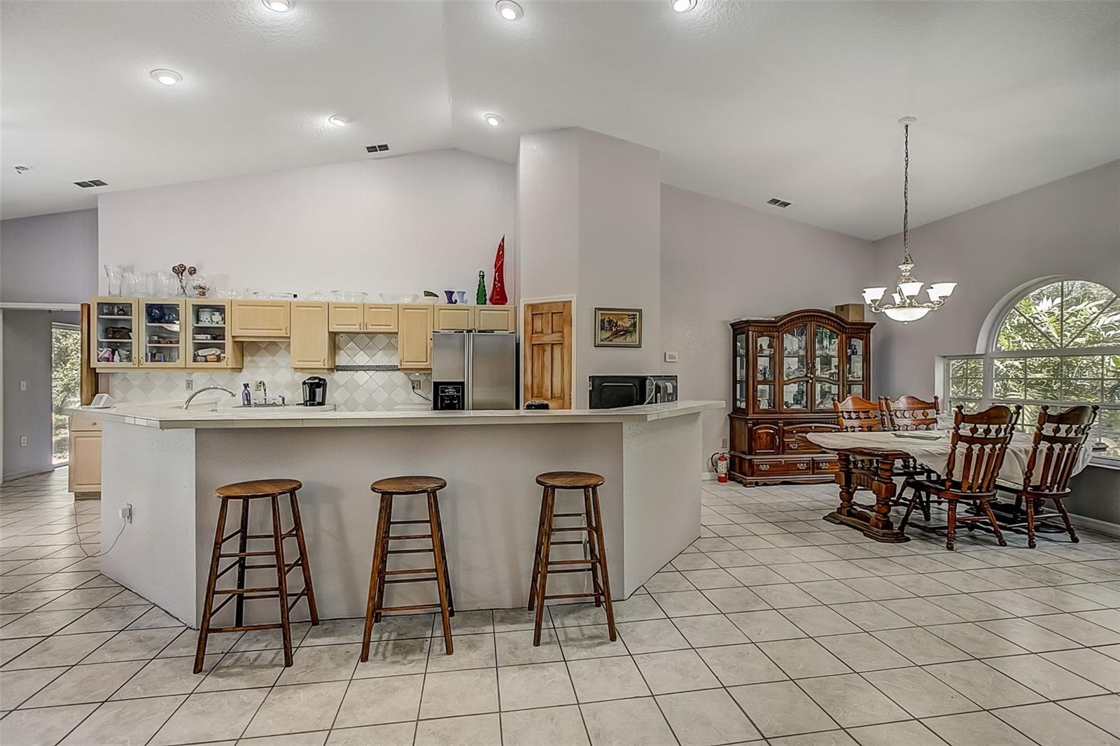 Listing photo id 13 for 6650 Horton Road