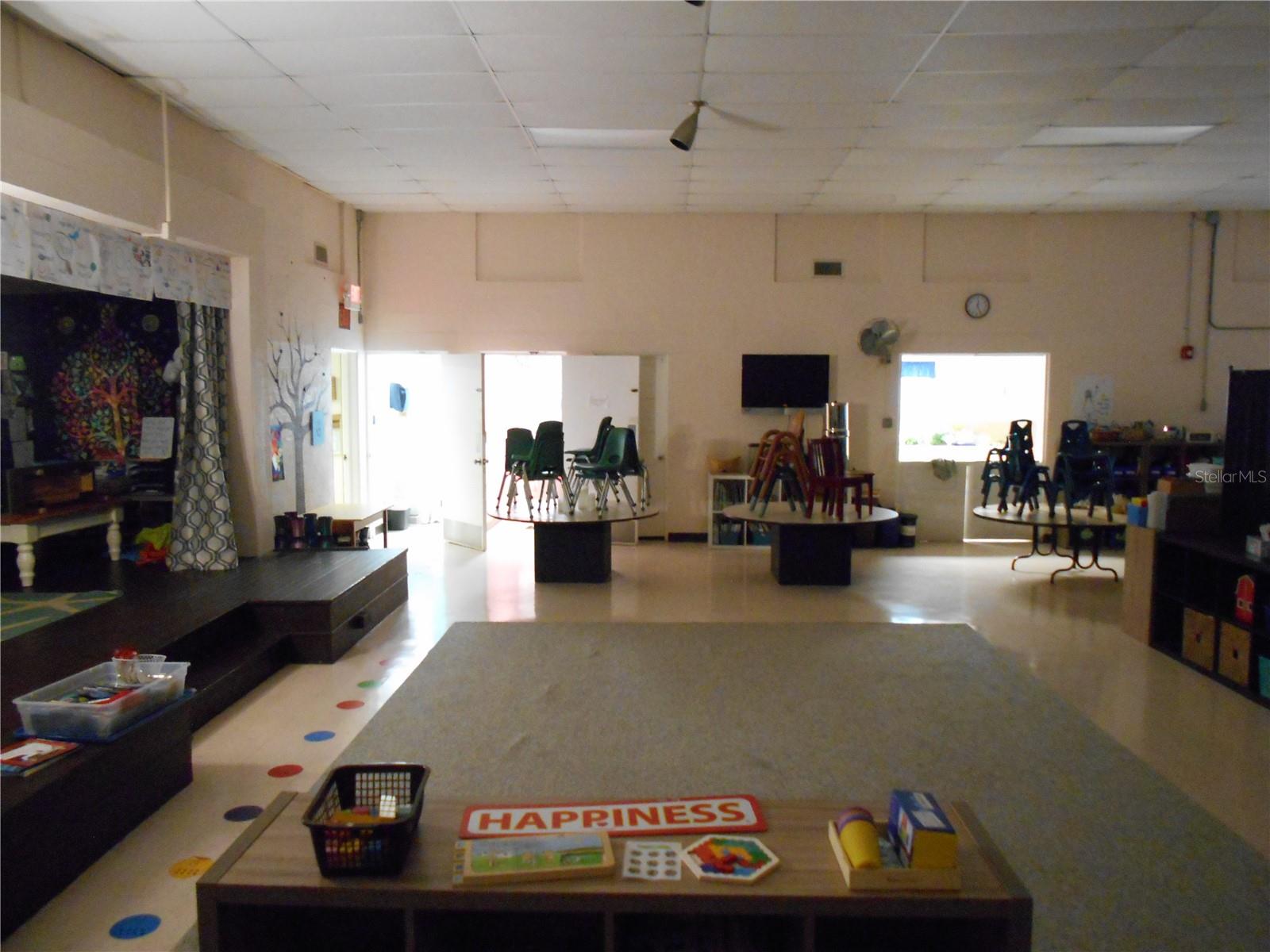 Listing photo id 24 for 2624 54th Street S