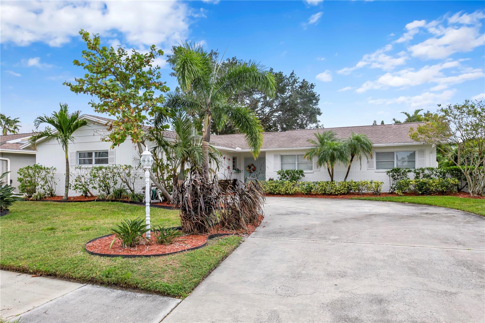 Details for 8708 Palisades Drive, TAMPA, FL 33615