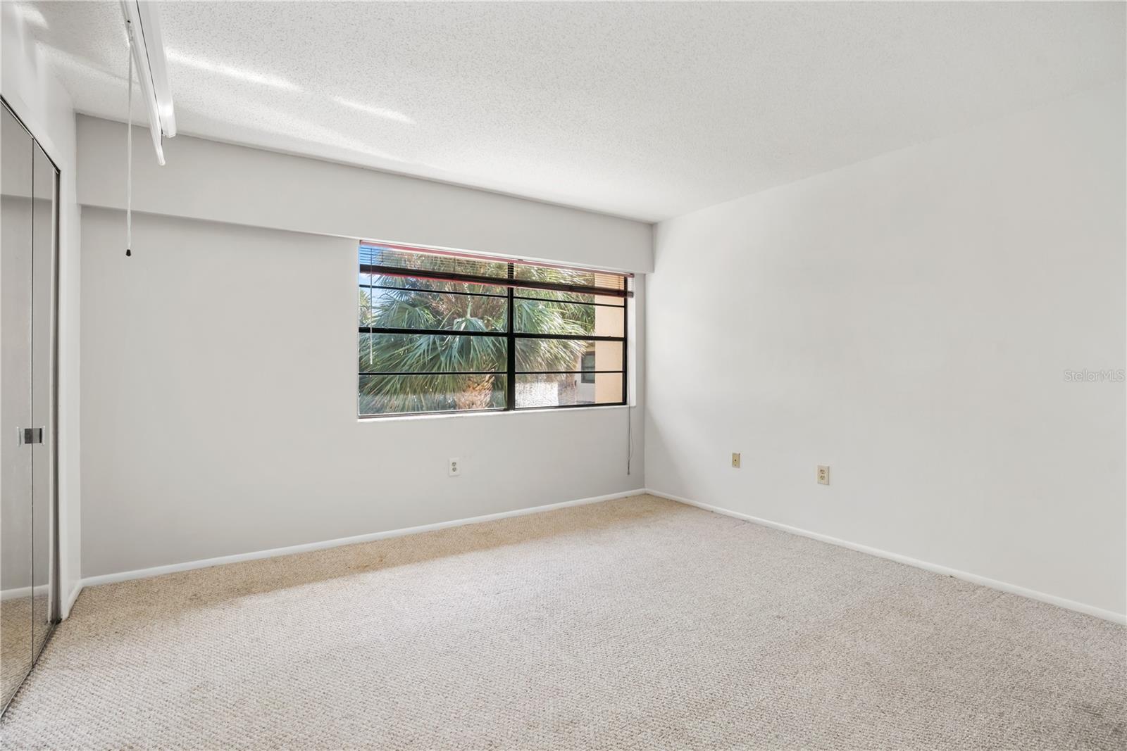 Image 18 of 21 For 9209 Seminole Boulevard 75