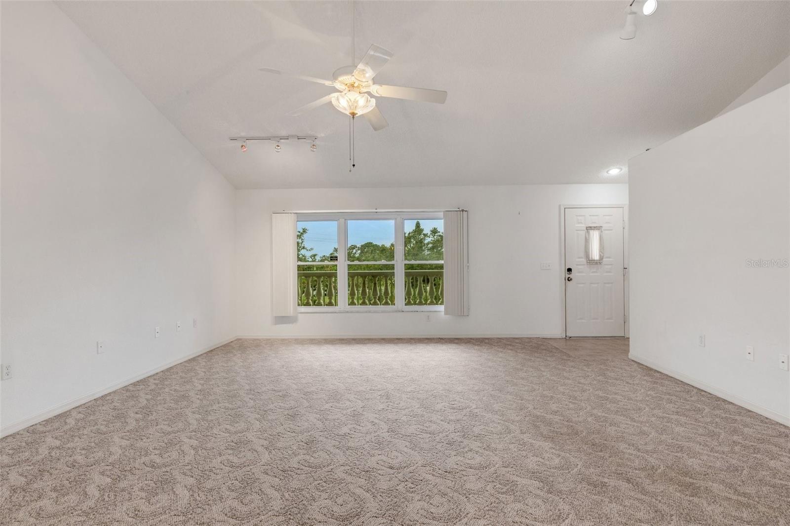 Image 9 of 55 For 2019 Utopian Drive W 314