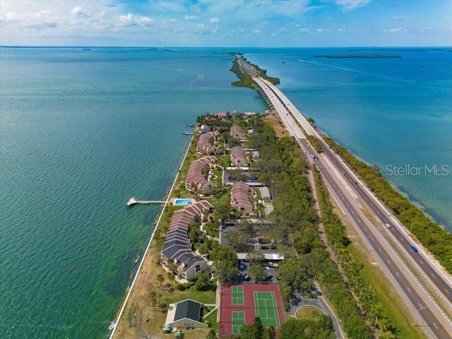 Image 31 of 35 For 7530 Sunshine Skyway Lane S 116