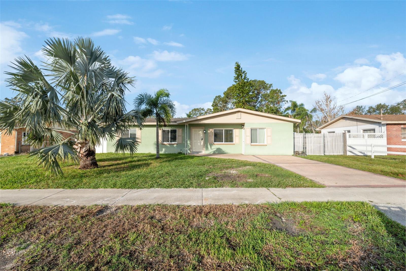 Details for 308 Country Club Drive, OLDSMAR, FL 34677