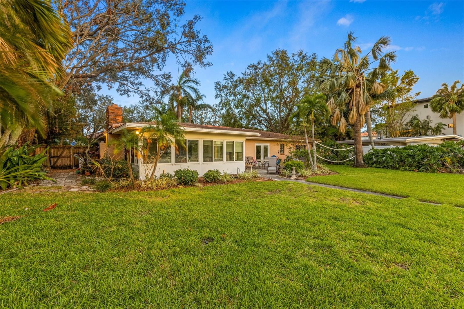 Listing photo id 9 for 52 Sandpiper Road