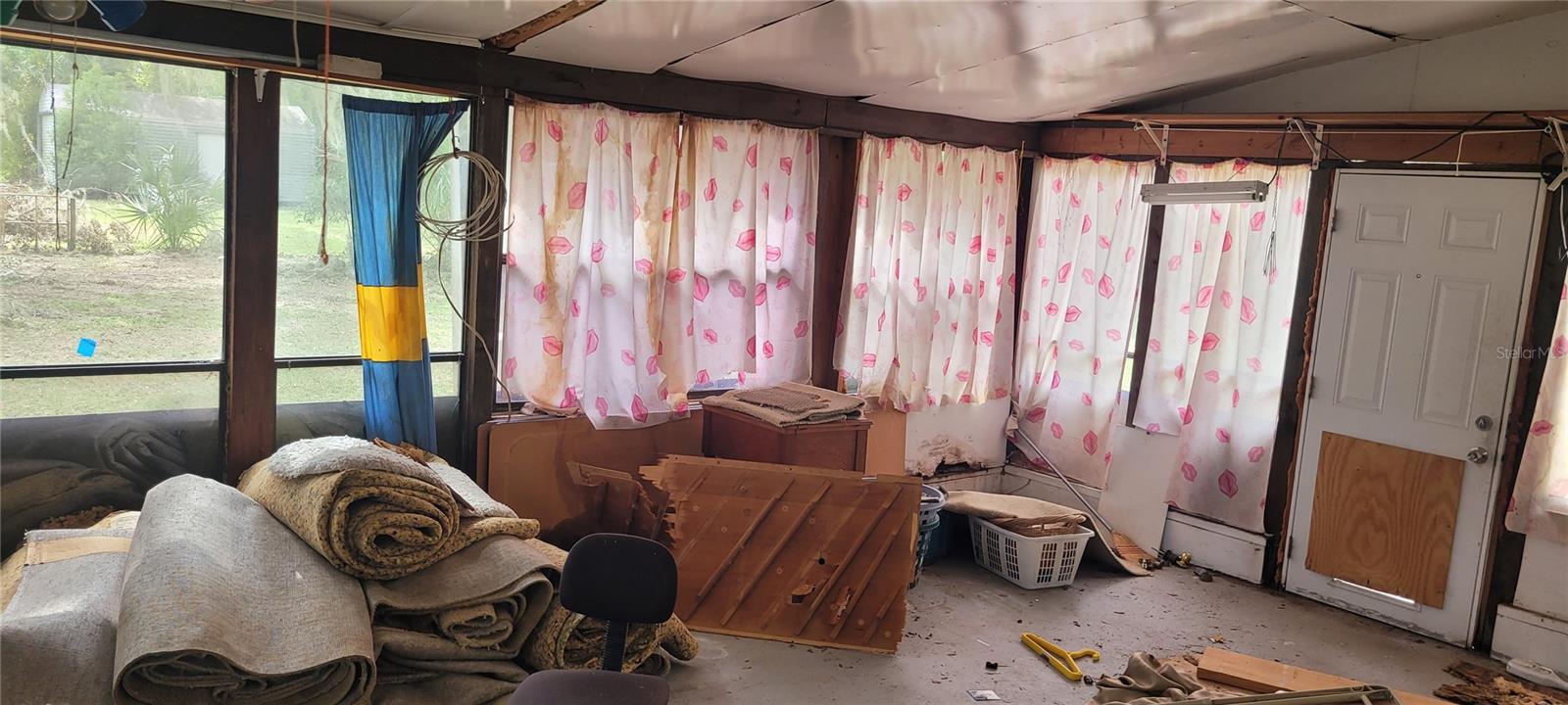 Image 11 of 20 For 242 Oak Hill Road