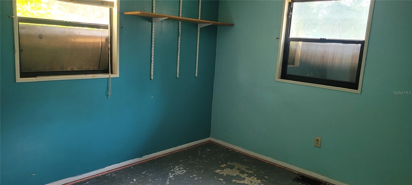 Image 15 of 20 For 242 Oak Hill Road